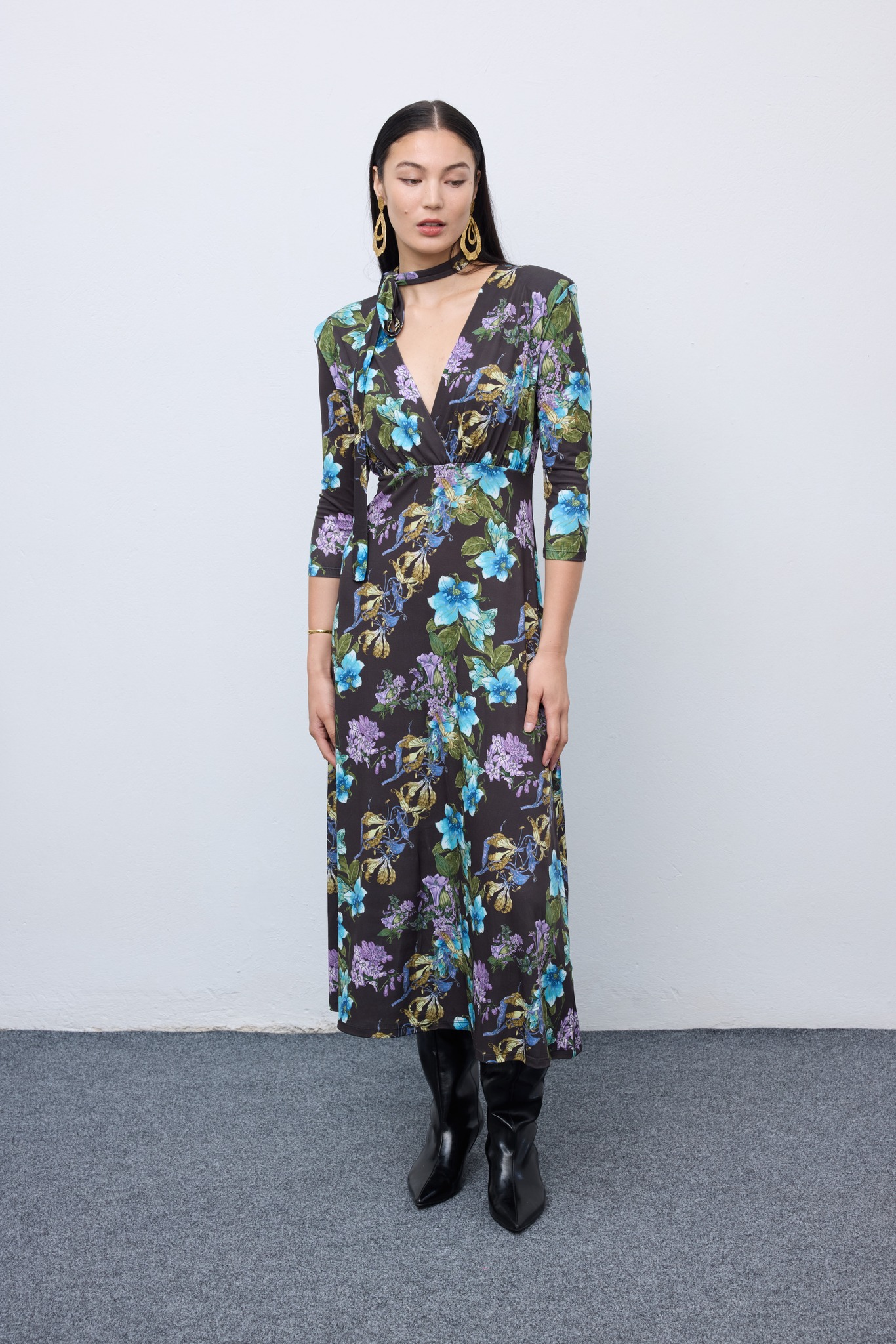 Mocha Blossom Zersei Midi Dress